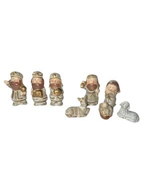8 Piece White Porcelain Nativity Set
